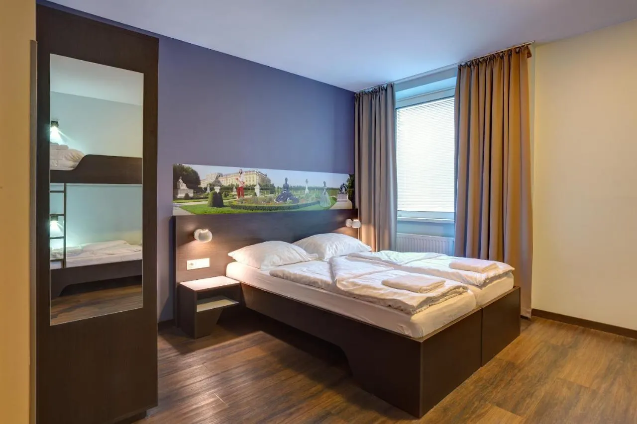 Meininger Hotel Wien Downtown Sissi Vienna