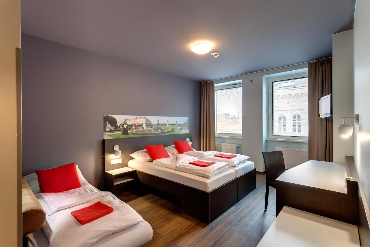 Meininger Hotel Wien Downtown Sissi 3*, Vienna Austria