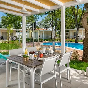 Üdülőpark Ulika Mobile Homes - Naturist Červar-Porat