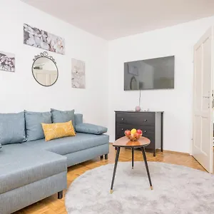 Appartement Zum Grazer Uhrturm Graz