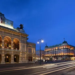 Bristol, A Luxury Collection Hotel, Отель