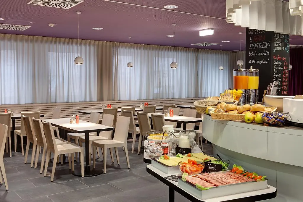 ***  Meininger Hotel Wien Downtown Sissi Ausztria